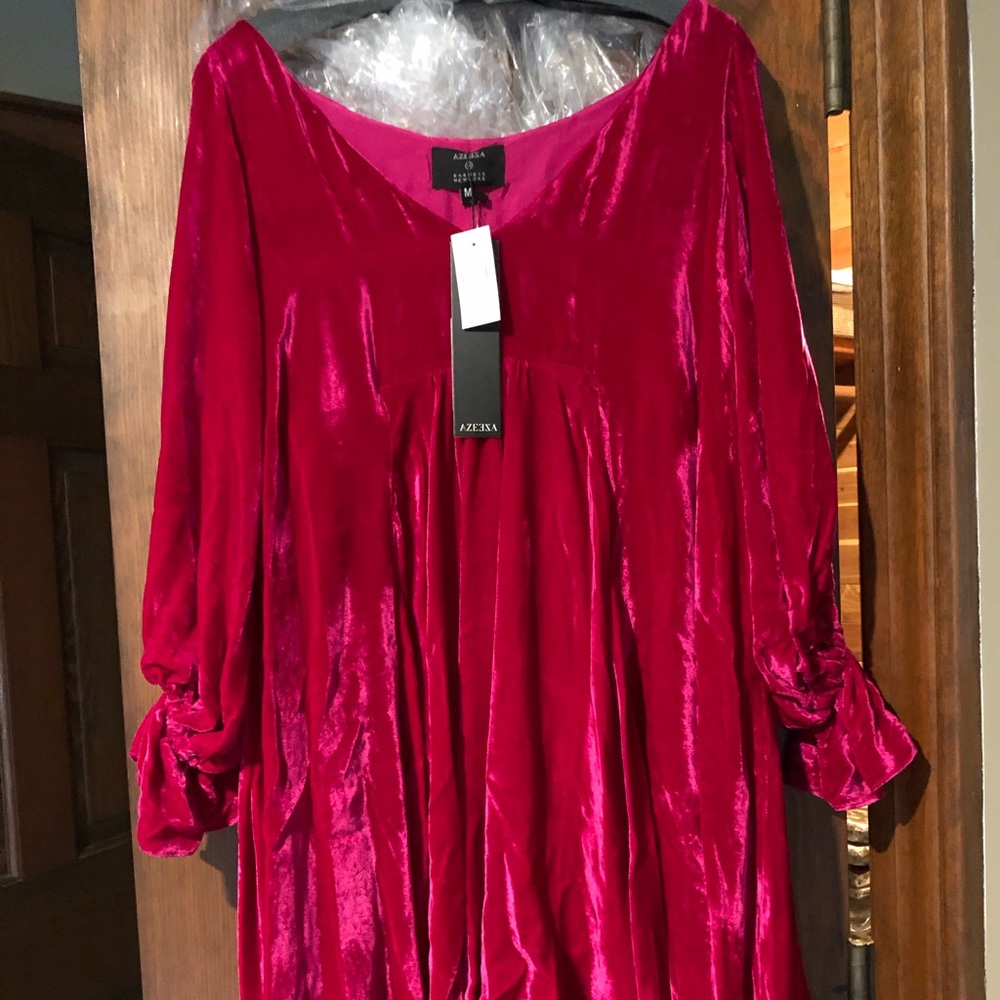 ❌SOLD❌NWT AZEEZA Silk Velvet Olivia Dress - Picture 11 of 13